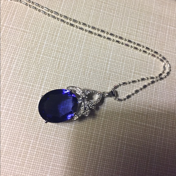 Beautiful gorgeous purple Iolite w/Topaz Pendant NECKLACE - Picture 2 of 8